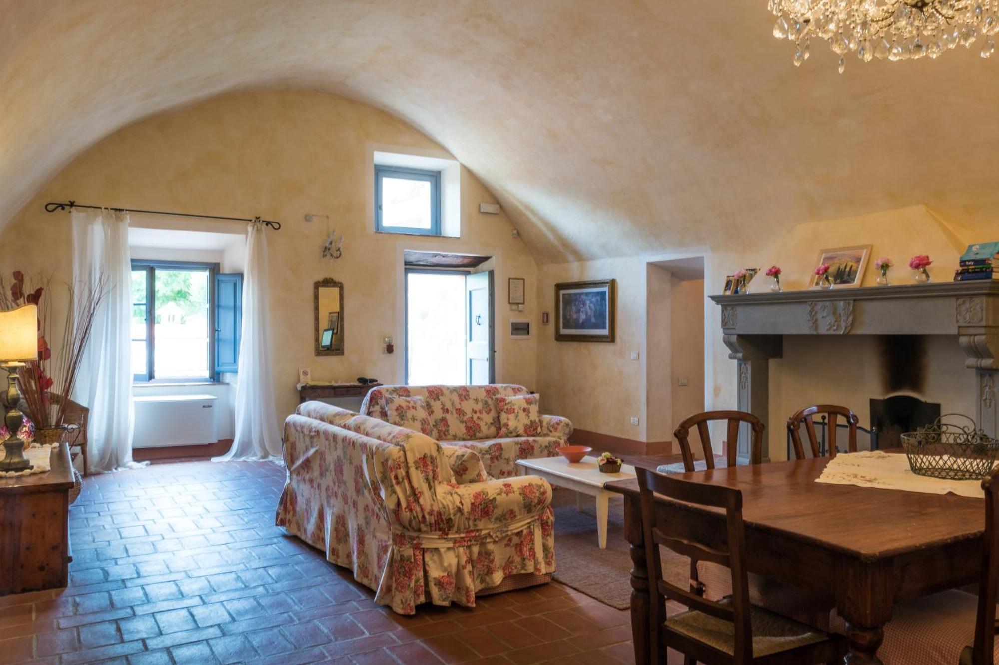 Il Borghetto Tuscan Holidays Сан Джиминяно Стая снимка